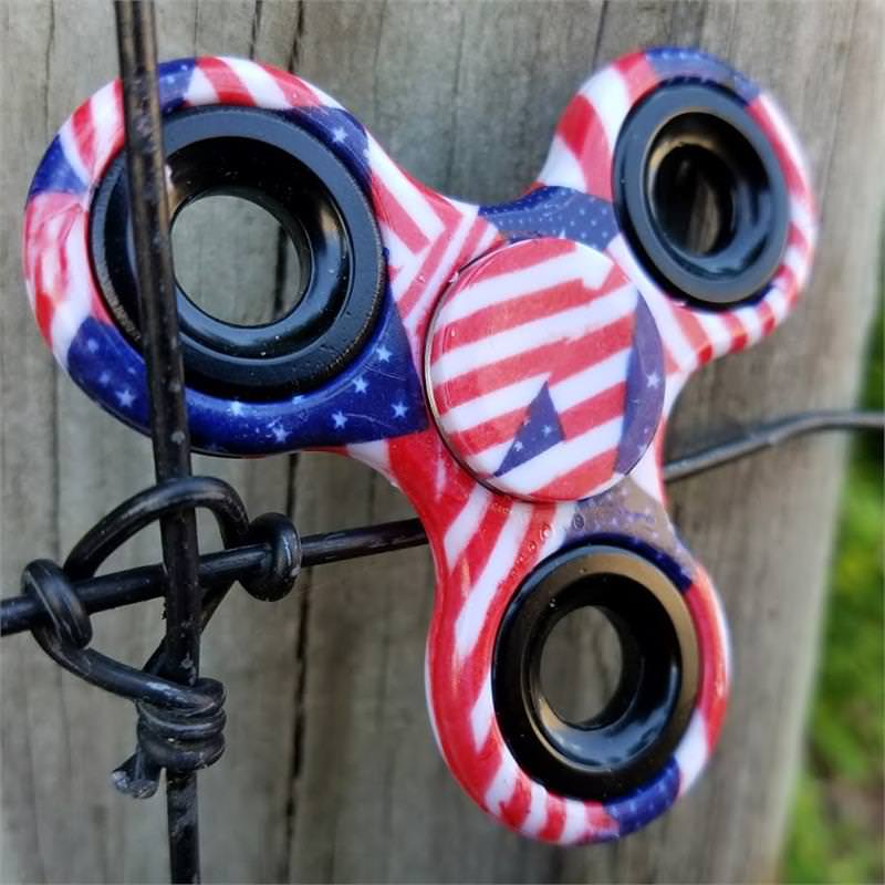Hand Spinner US American Flag Stress Relief Tri Fidget High Speed Collectible Weapons - Tophatter Daily Deals